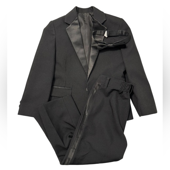 Nautica Other - Nautica Toddler Suit Set